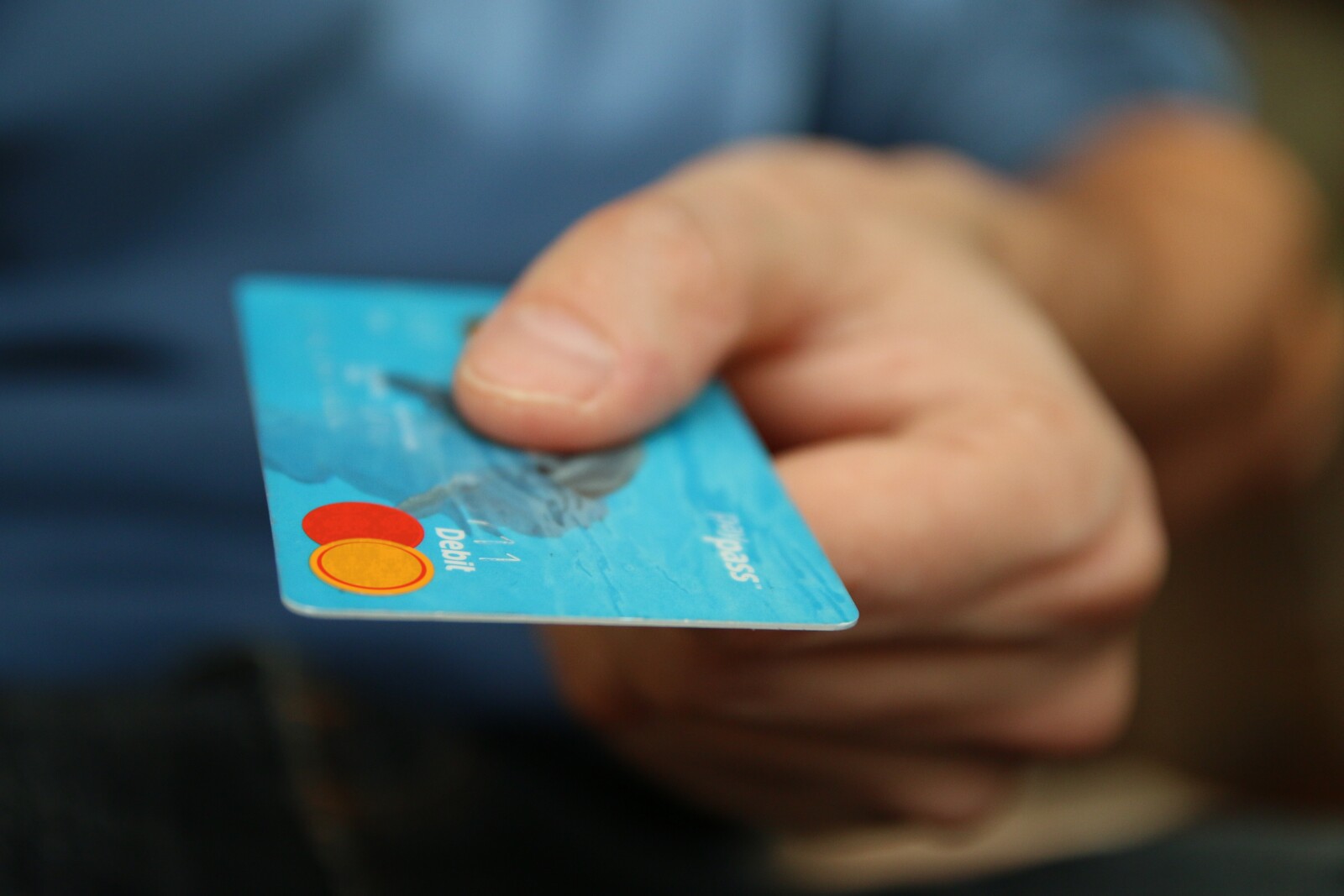 The Silent Culprit: How Higher Interest Rates Fuel the Credit Card Debt Spiral